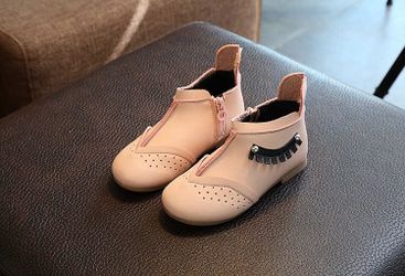 Cute eyelash Girls bootie pink