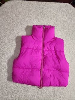 Anna & Ava Active  Puffer Vest in Pink  Size L/XL #DVB2473BLK NWT China Nylon Po
