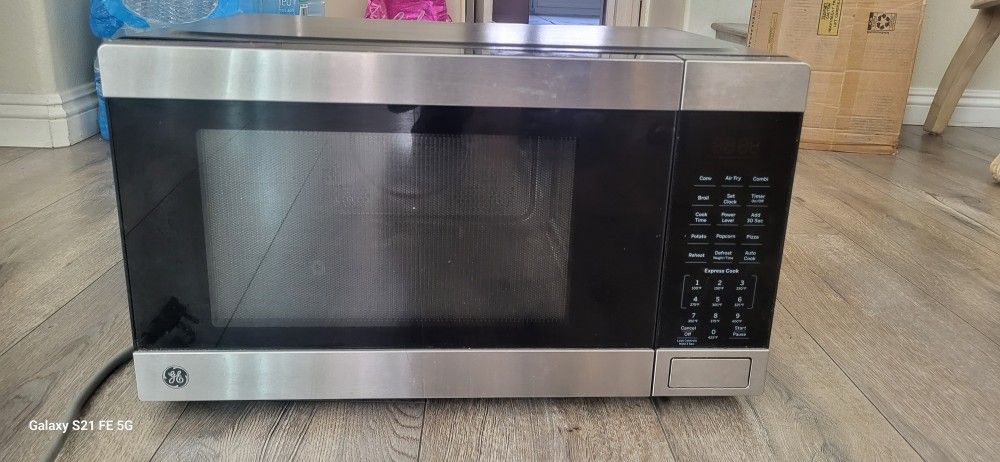 Microwave
