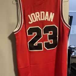 Chicago Bulls Michael Jordan Red Jersey Size S M XXL
