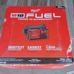 AIR COMPRESSOR MILWAUKEE TOOL ONLY 