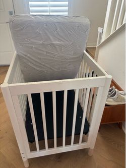 Baby crib for sale- excellent condition