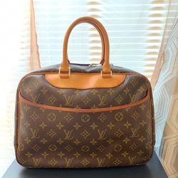 Louis Vuitton Monogram Deauville