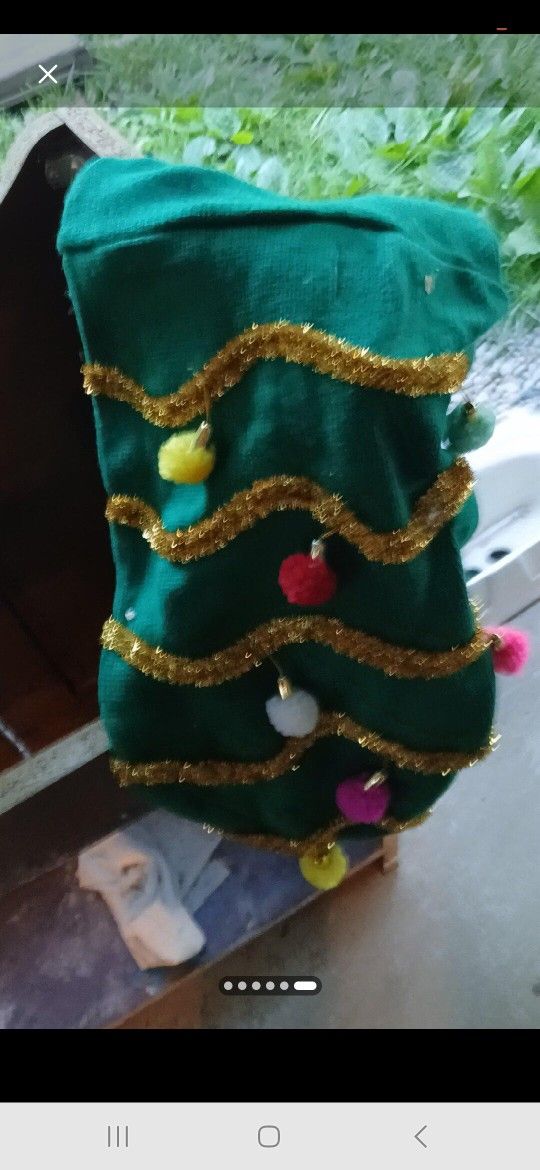 Christmas Outfits For Dogs