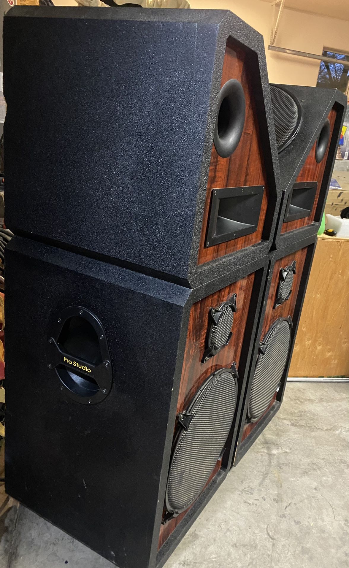 2 Welton Pro Studio Techwood Speakers for Sale in Tolleson, AZ OfferUp