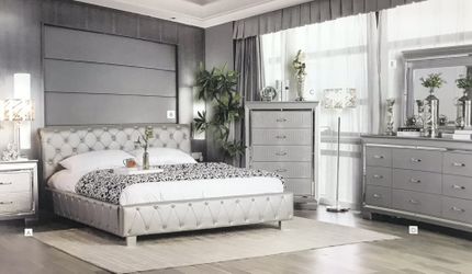 Queen Bedroom Set