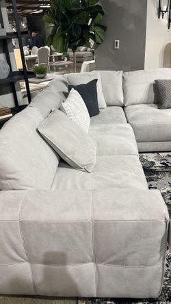 Next-Gen Gray Gaucho 3-Piece Sectional Sofa With Chaise