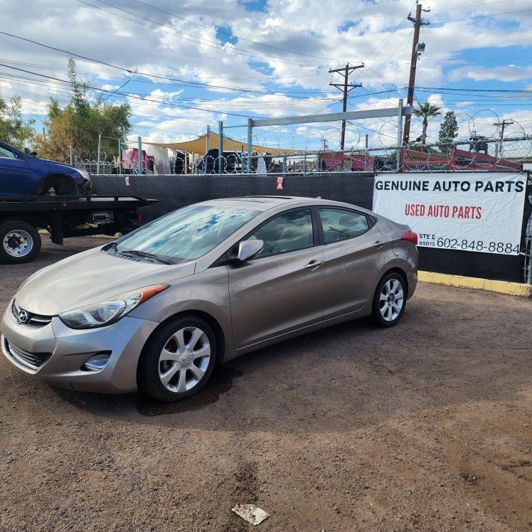 2013 HYUNDAI Elantra LIMITED Parts