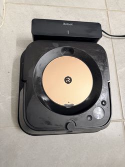iRobot brava Jet M6 mop for hard floors