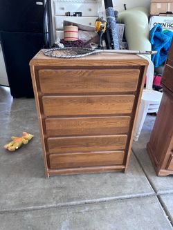 Wood 5-Drawer Tall Dresser Chest