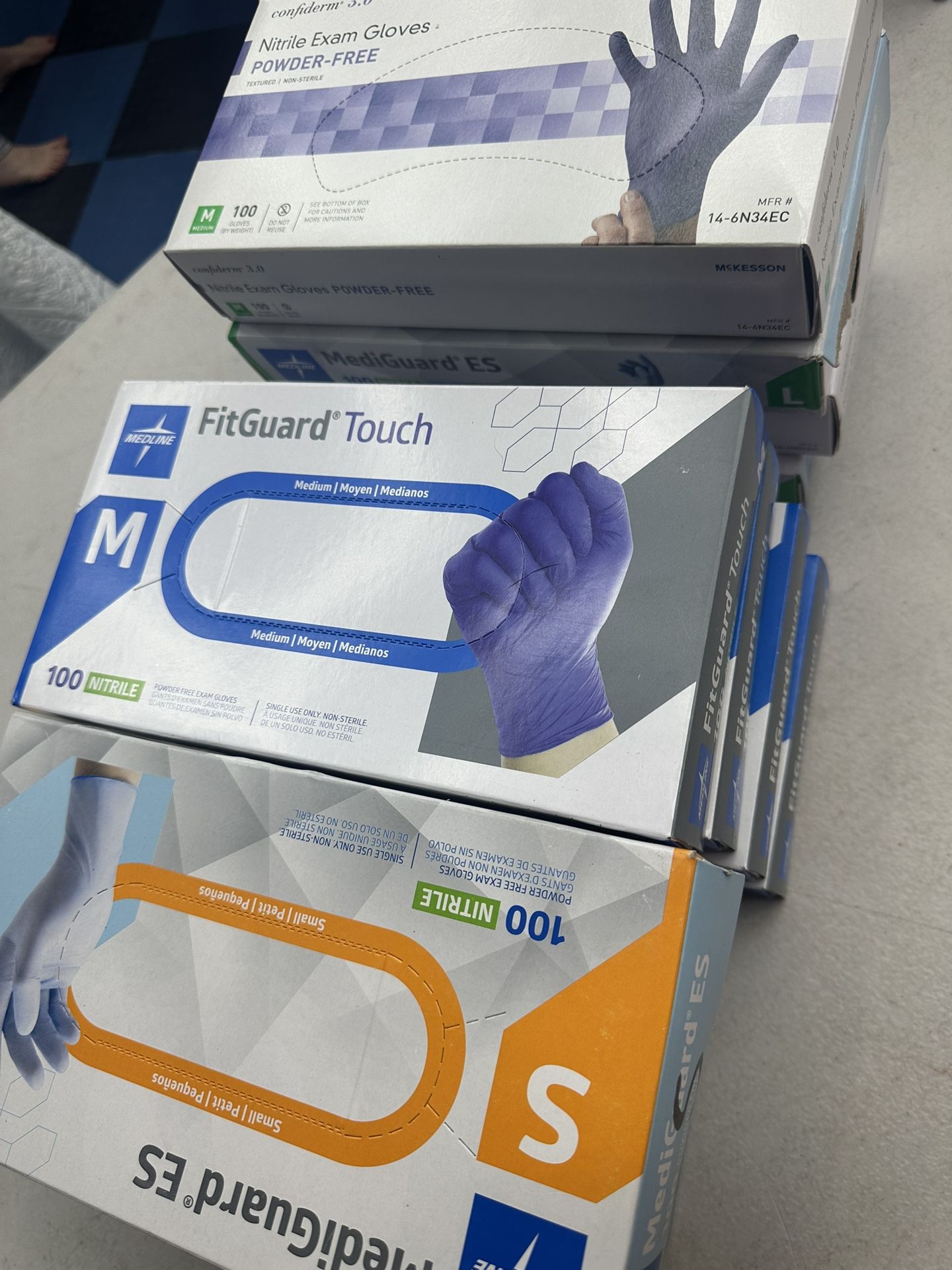 Medical Shop Gloves. (lot If 4 Packs)