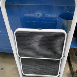 Sturdy Step Stool For Use In Home Or Out To Reach Up. In Great Condition 