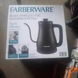 Farberware- Black Stainless Steel Gooseneck Kettle