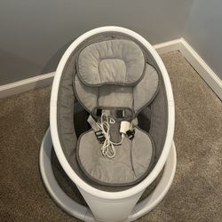 Best Offer!  Munchkin Baby Swing - White 