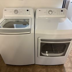LG FRONT WASHER AND DRYER SET. 