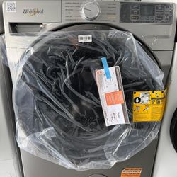 New Whirlpool High Efficiency Stackable Medium ( 4.5-cu ft ) Front-Load Washer ( Radiant Silver )