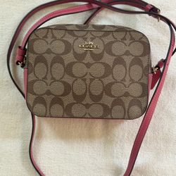 Coach Poppy Crossbody Purse for Sale in Ocean View, DE - OfferUp