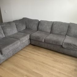 Large sectional 