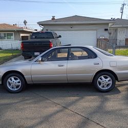 1995 Lexus ES 300