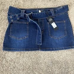 Fashion Nova Mini Skirt XL