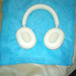 Levitate Bluetooth Headphones 