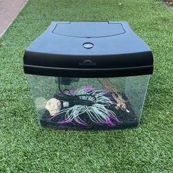 1.5 Gallon Mini Fishtank $25 OBO