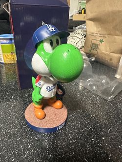Yoshi Dodgers Bobblehead