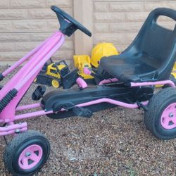 Costway Go Kart 4 Wheel Pedal Powered Kids Ride On Toy with Adjustable Seat Pink