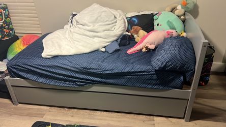 Twin bed 2 in 1