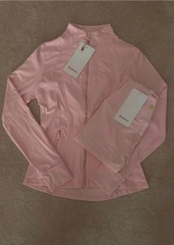 Define Lululemon set  Jacket + leggings sizes 6