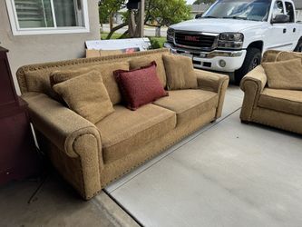 2 Sofas Couches Light Brown