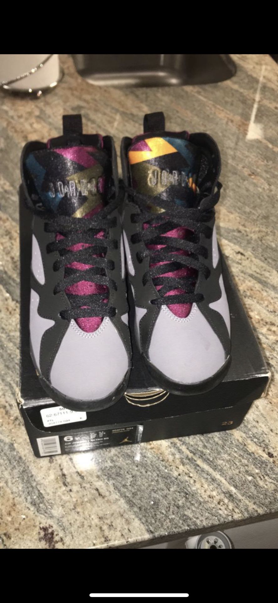 6 Y Air Jordan 7 retro BG. Black/BRDX