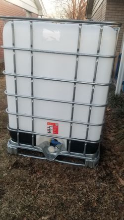 tote tank 275 gallons
