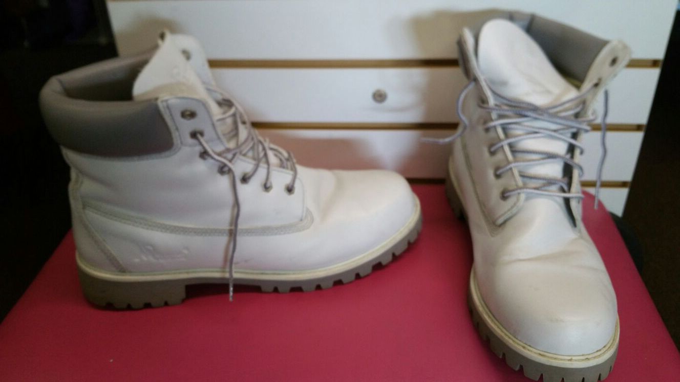 Mountain gear work boots size 13