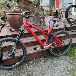 Used full 2025 sus mtb