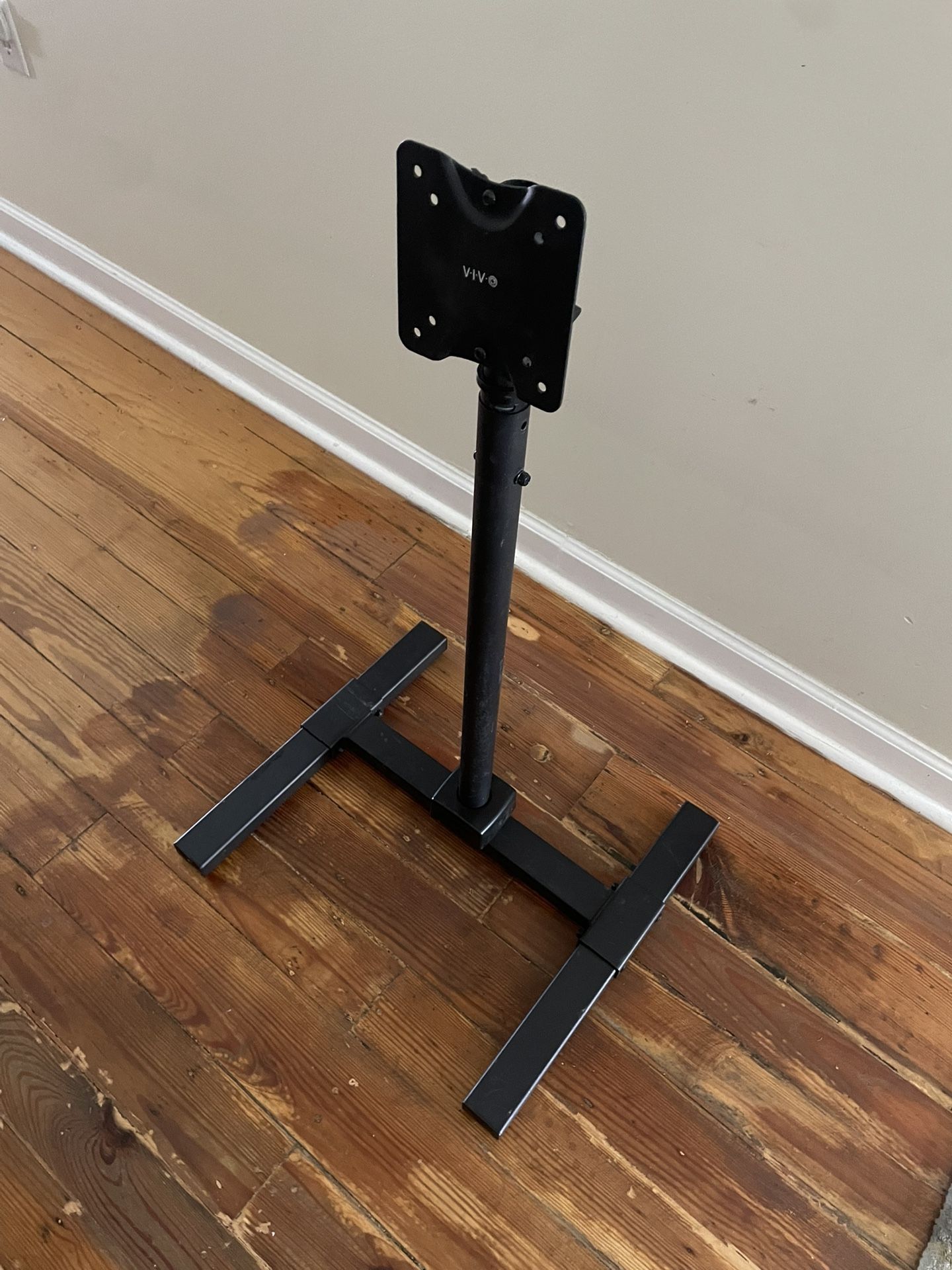 📺📺📺 SOLID - TELEVISION- TV - STAND 📺📺📺