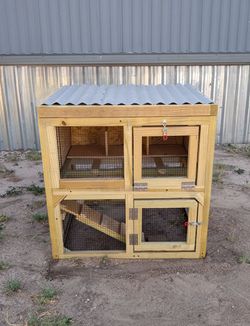 Raised Box Coop with Run 
**READY TO GO**