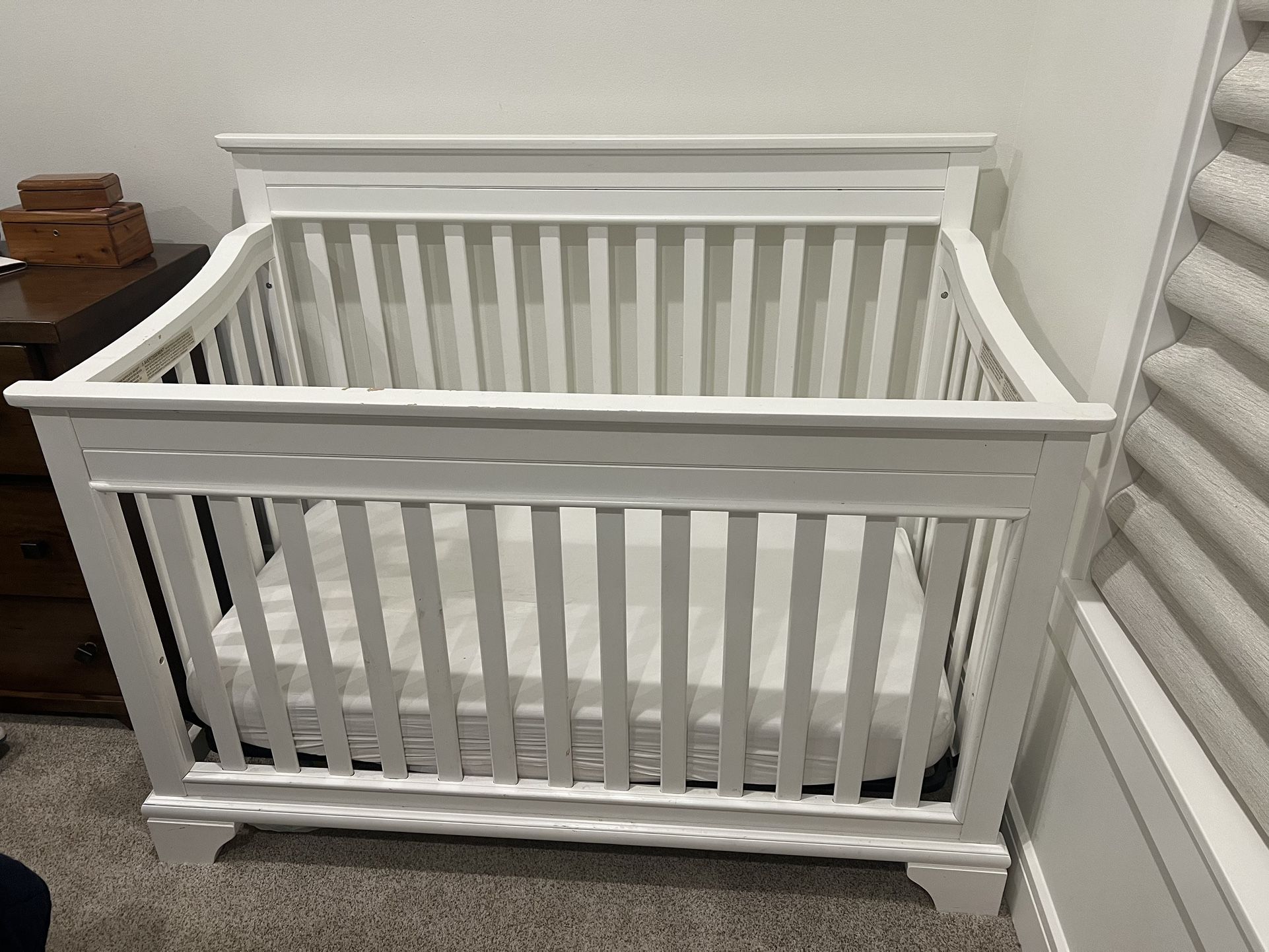 Crib and mattress