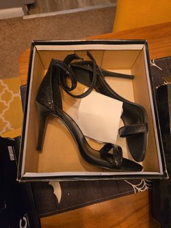 Forever 21 Size 12 Black Sequin High Heels