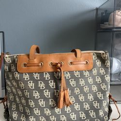 Dooney and Bourke 