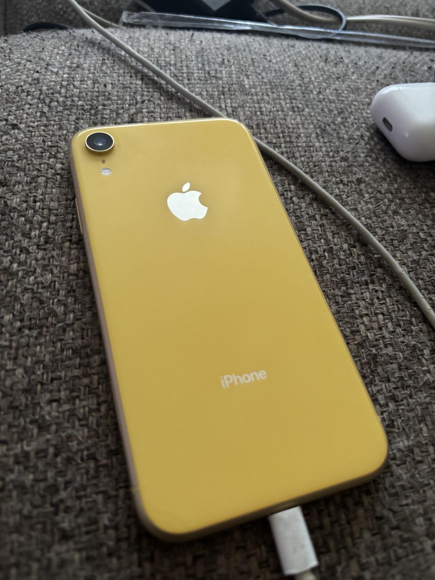 iPhone XR