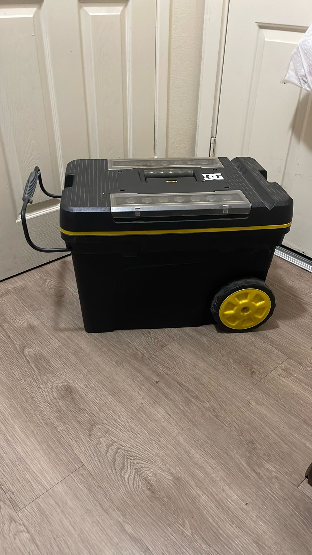 Stanley Rolling Box