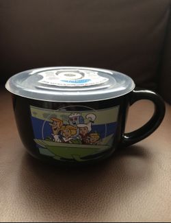 The Jetsons mug with lid/ Taza de cerámica de los Los Supersónicos con tapadera