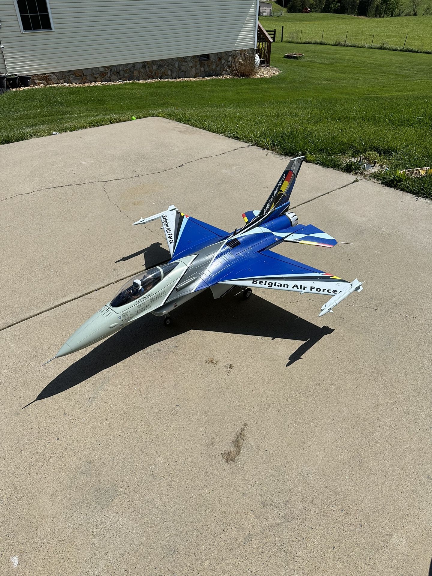 F-16 Brand New RC Turbine Jet