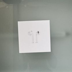AirPods *Never used*