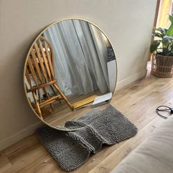 30" round wall mirror gold frame