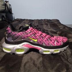 Brand New And Original Men's Nike Air Max's TN Sneakers Size 8.5 