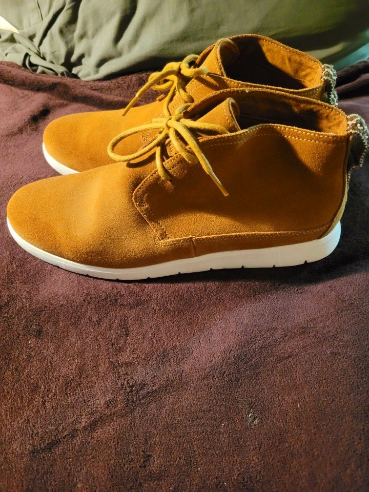 Men's Casual Shoes