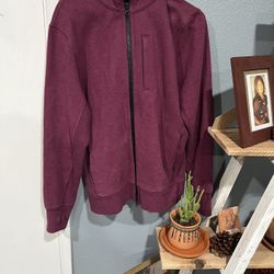 lululemon mens large $25