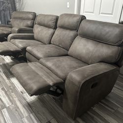 Super Special 3 Pc Set With Manual Recliners